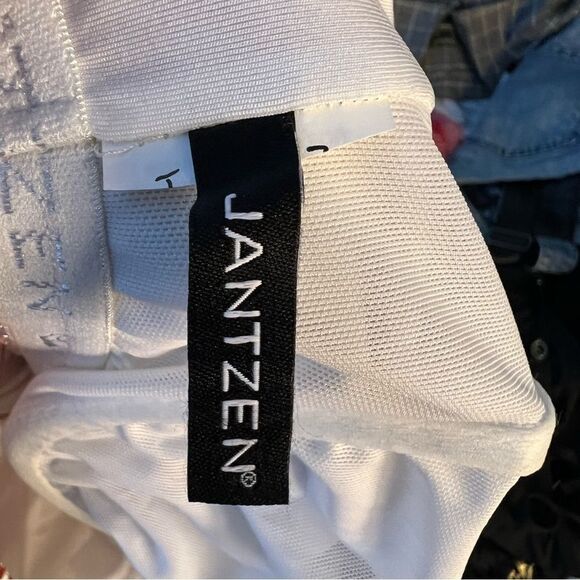 Jantzen Brown and Lilac Palm Tree Print Halter Style Tankini - Picture 8 of 8